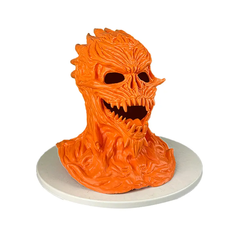 Maschera da demone EVA: il segreto dietro il copricapo preferito di Halloween